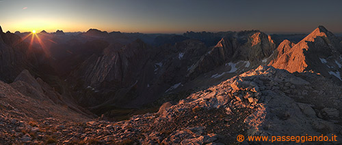 Alba sulle vette Dolomitiche